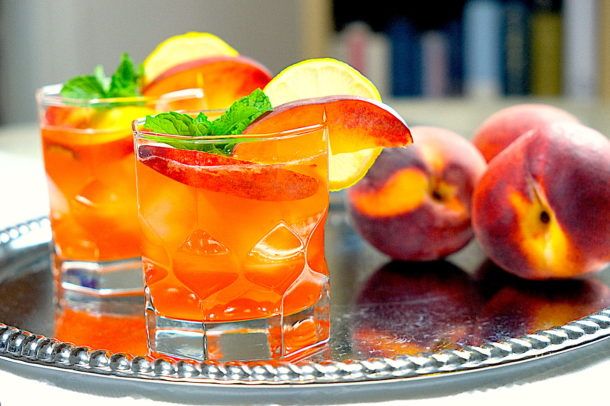 Recipe: How to Make Bourbon Peach Smash Cocktail